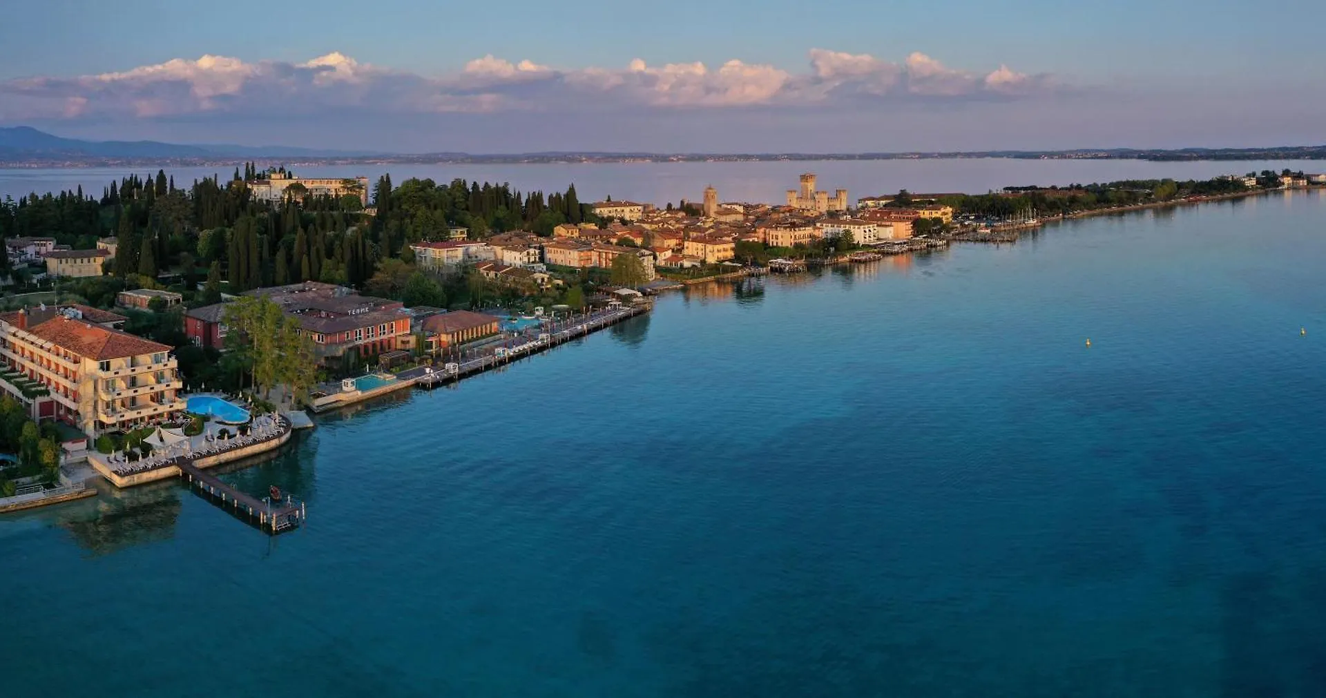Hotel Continental Wellness & Spa Sirmione 4*,