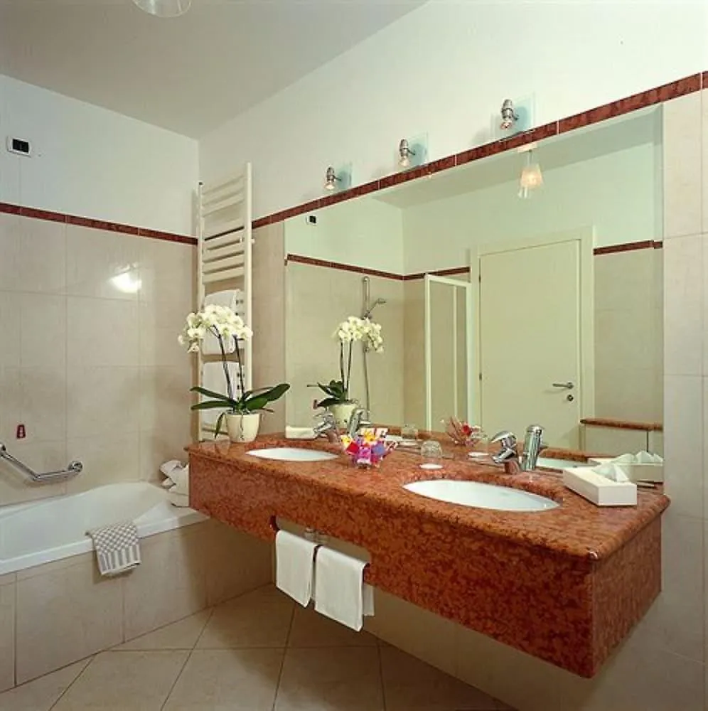 Hotel Continental Wellness & Spa Sirmione